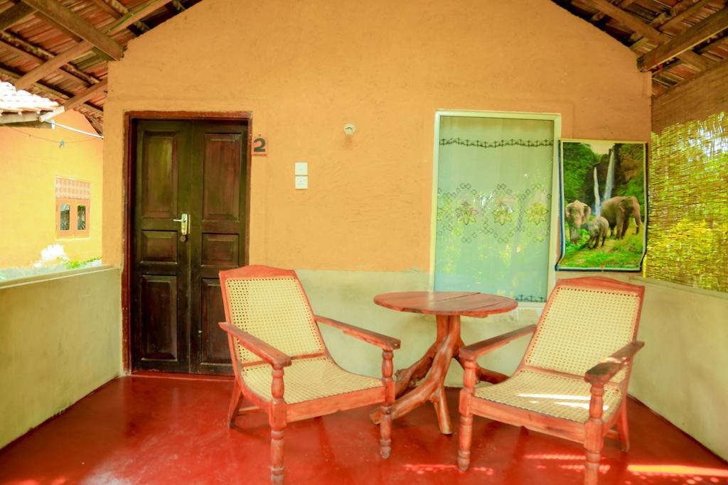 Natural Cabanas Kanattegoda Buitenkant foto